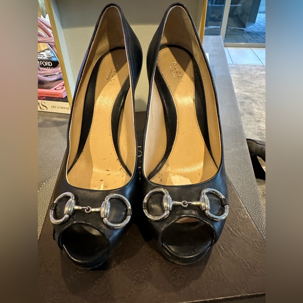 Gucci Nappa Steve Nero heel - size 9 1/2